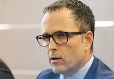 Бившият шеф на ББР ще бъде конвоиран до СофияВластите в