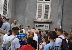 Стотици желаещи се включват в набирането на статистиМеждународна филмова продукция