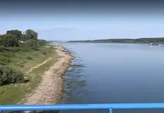 Корабоплаването в българския участък продължава въпреки критично ниските водиВъпреки драстичния