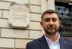 Общинският съветник вижда нагласени условия за конкретен доставчикОбщинският съветник в