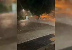 Порой и ледени късове блокираха градаСилна гръмотевична буря придружена от