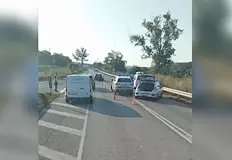 Инцидентът е станал между румънски русенски и разградски автомобилВерижна катастрофа