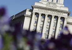 Депутати от Възраждане останаха зад затворени вратиКомисията за контрол над