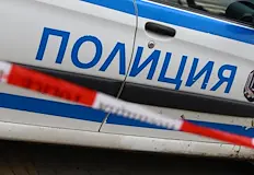 По първоначална информация двама мъже с мотор са паднали от