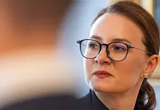 Президентът Володимир Зеленски подготвя мащабни правителствени промени в КиевВърховната рада