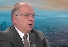 Текат проверки срещу две големи търговски веригиКомисията за защита на