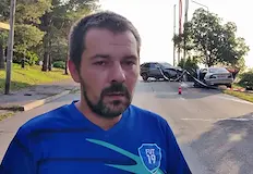 Двамата шофьори са с опасност за живота след катастрофата в