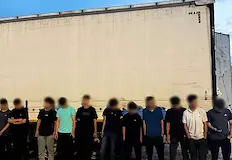 Съвместни екипи откриха чужденците при специализирана операцияСъвместни екипи на граничната