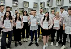 Бъдещи готвачи и турагенти се адаптираха към условията в сектораЧетиринадесет