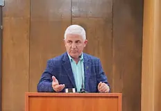 Акад Христо Белоев се оттегля заради ангажиментиОбщинският съветник Йовчо Смилов