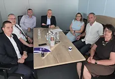 Служителите на летището ще получават по високи възнагражденияФедерацията на транспортните