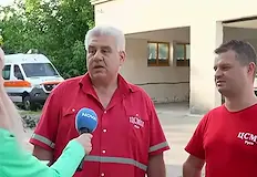 Новороденото е било с увита около врата пъпна връвЕкип на