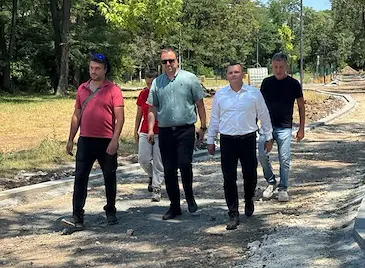 Пенчо Милков инспектира Парка на младежта Пенчо Милков инспектира Парка на младежта
