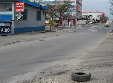 Две фирми подадоха оферти за реконструкцията на улица "Потсдам"