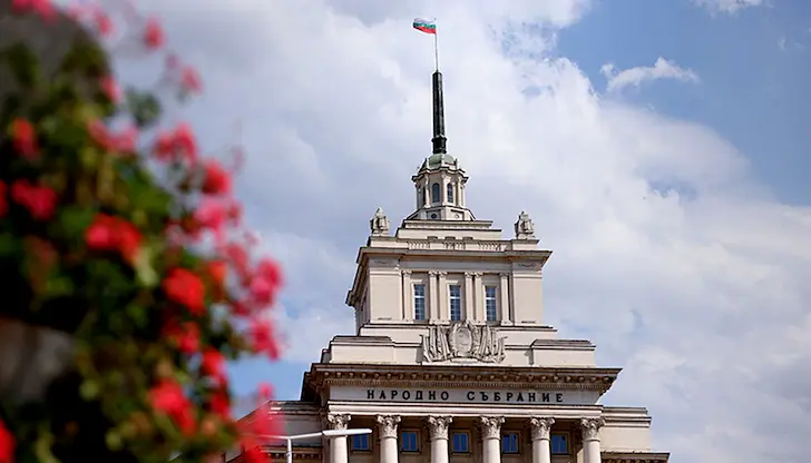 Народното събрание гласува план-сметката преди 1 август Народното събрание гласува план-сметката преди 1 август