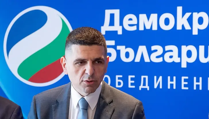 Калин Стоянов: Депутатът от ДБ изнесе секретни данни от ДАНС Калин Стоянов: Депутатът от ДБ изнесе секретни данни от ДАНС