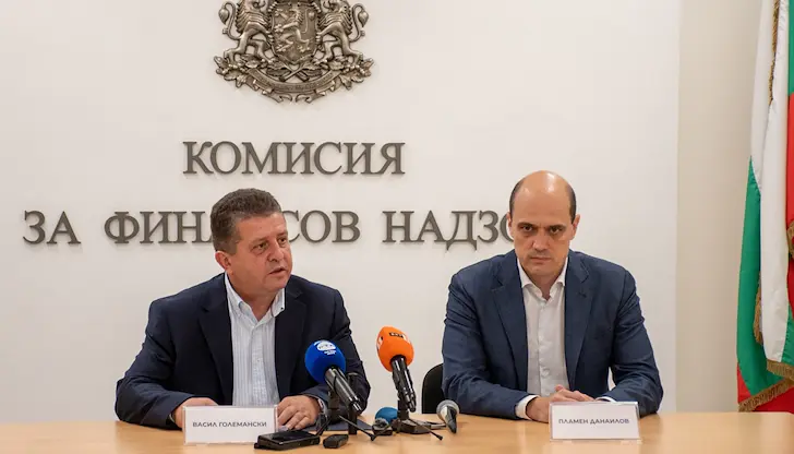 Ощетяват застраховани лица с източване на активи Ощетяват застраховани лица с източване на активи