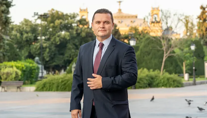 Пенчо Милков: Кметът с две рождени дати и интересна биография