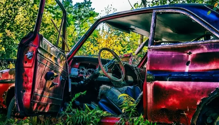 Русе предприема мерки срещу изоставените автомобили