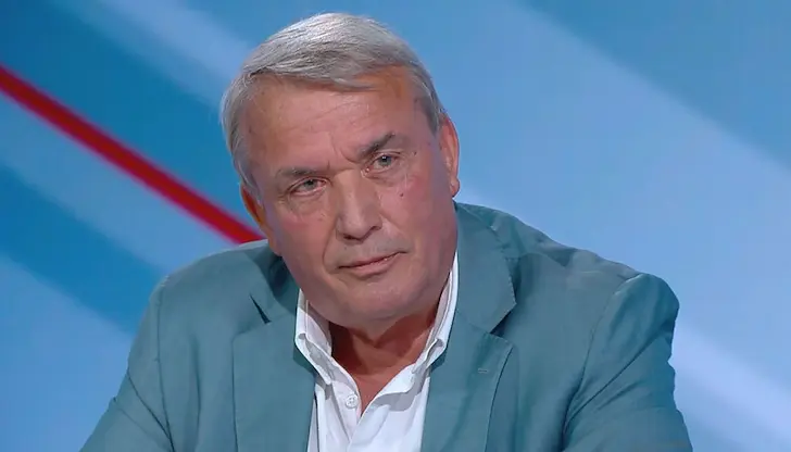 Според експерта България може да завърши атомната електроцентрала