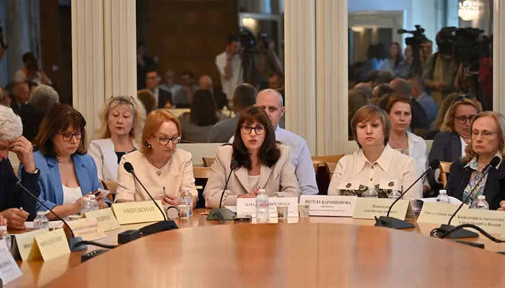 Наталия Ефремова: Проектът гарантира социалните права на хората