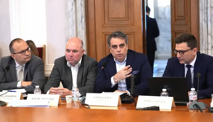Опозицията остава недоволна от заложените финансови параметри Опозицията остава недоволна от заложените финансови параметри