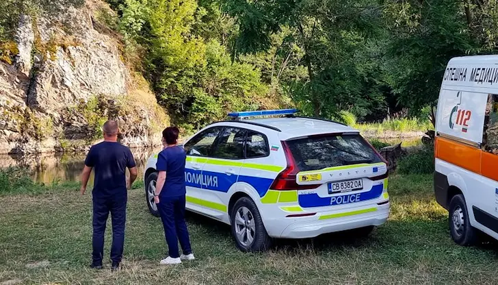 Шестгодишно дете оцеля при трагедията край село Пастух Шестгодишно дете оцеля при трагедията край село Пастух