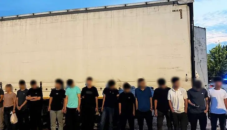Съвместни екипи откриха чужденците при специализирана операция