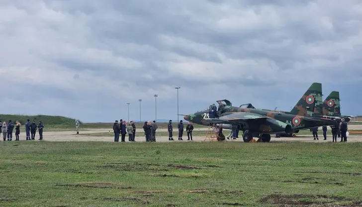 Авиобазата ще приеме до осем машини KC-135 и 250 американски войници Авиобазата ще приеме до осем машини KC-135 и 250 американски войници