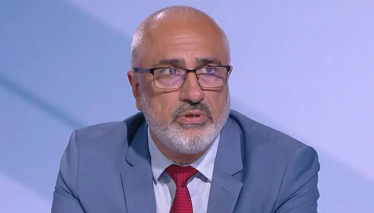Депутатът коментира финансовата рамка и полетите на Пеевски