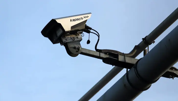 Нови камери засичат нарушения чрез изкуствен интелект Нови камери засичат нарушения чрез изкуствен интелект