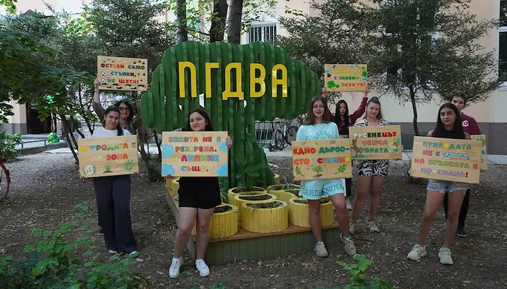 Ученици от Русе създадоха екотабелки за лесопарк Липник