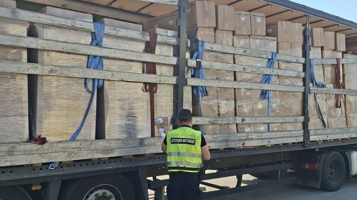 Митническите служители откриха фалшивите опаковки край ВидинСлужители на ТД Митница