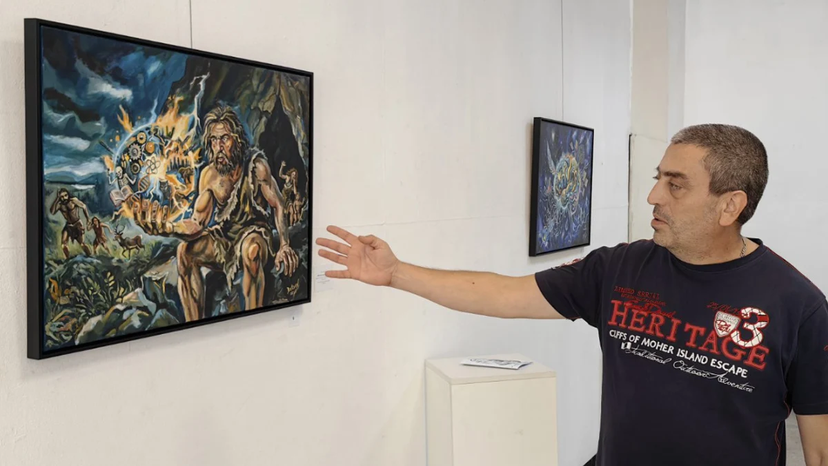 Изложба на Боян Боцев съчетава изкуствен интелект и фолклор