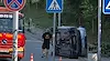 Кола излезе от пътя и се обърна по таван във Велико Търново