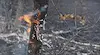 Голям горски пожар бушува до границата с България