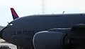 Заредиха с гориво военен самолет на летището в Бургас