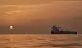 400 кораба остават блокирани в Персийския залив
