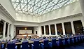 Замразените заплати спасиха депутатите от намаление на доходите