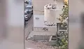 Мъж стреля с арбалет от тераса в Пловдив