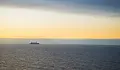Снаряд удари кораб край бреговете на Оман