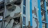 7,7 по Рихтер удари Индонезия