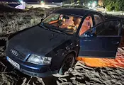 Шофьор от Русе затъна в дюните на Северния плаж в Китен
