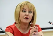 Мая Манолова: ЧСИ продават имоти за минимални дългове