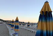 КЗП забрани задължителното наемане на плажни комплекти във Варна