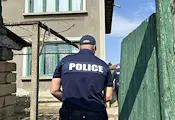 Полицаи простреляха жена в Раднево, докато я спасяваха от питбула ѝ