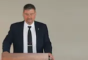 Синдикат „Образование“ отказва ранен старт на учебната година
