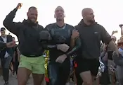 Поляк преплува Балтийско море без сън и почивка