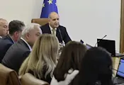Румен Радев: Правителството наваксва години на безхаберие