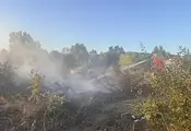 Пожар обхвана складова база край Слънчев бряг